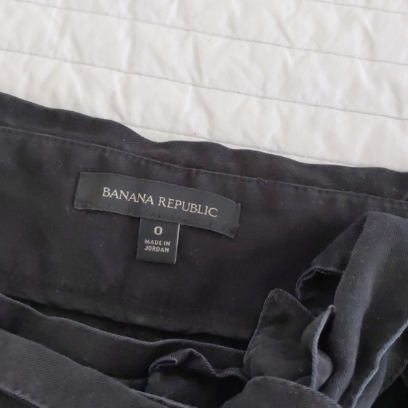 BANANA REPUBLIC high waist black Bermuda shorts - Picture 2 of 6